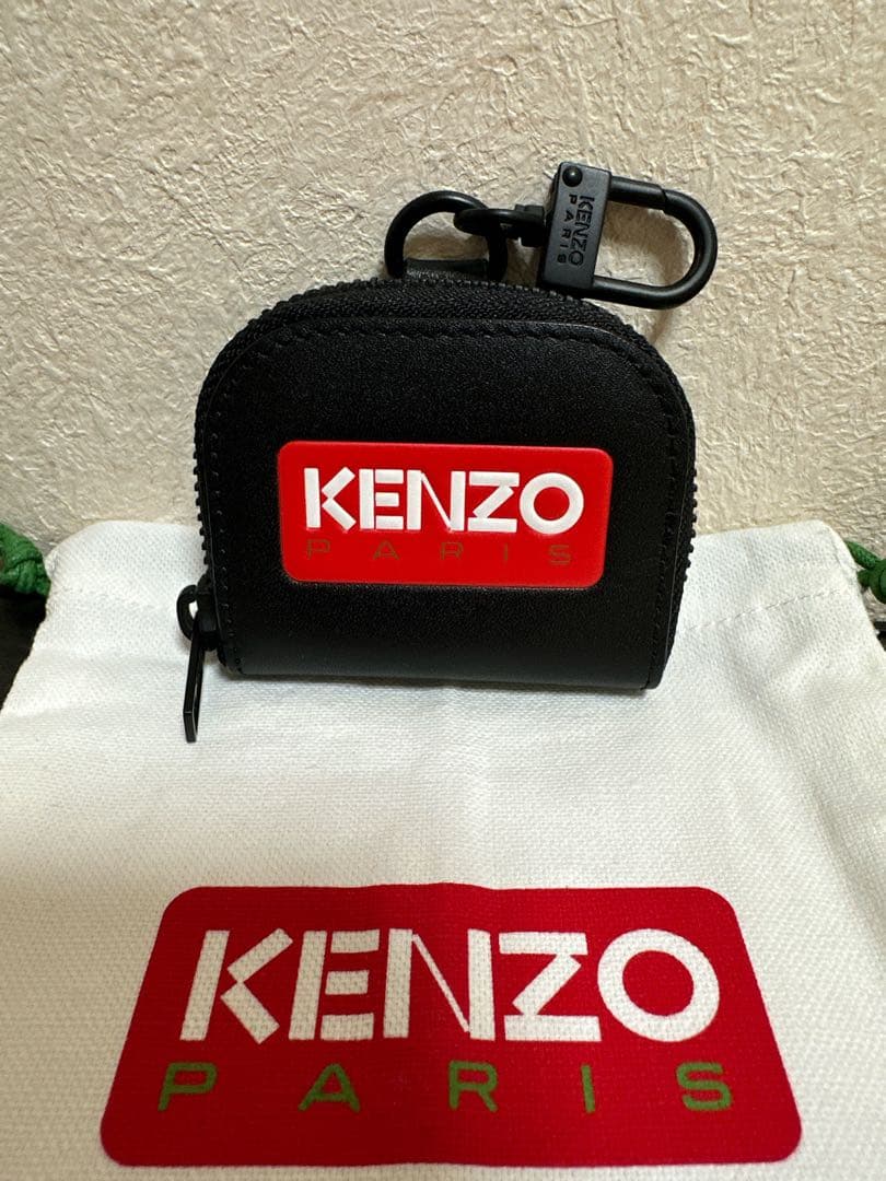 KENZO AirPodsケース　ブラック 虎柄 kenzo/ケンゾー AirPods proケース ファッション 激安 ブランド