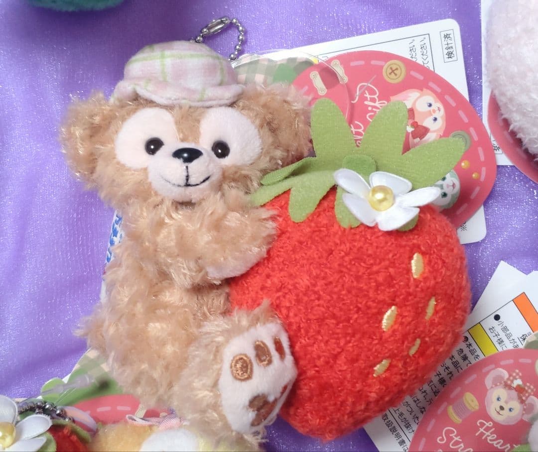 ダッフィー☆ハートフェルトストロベリーギフト☆ぬいぐるみ7点セット☆新品タグ付き
