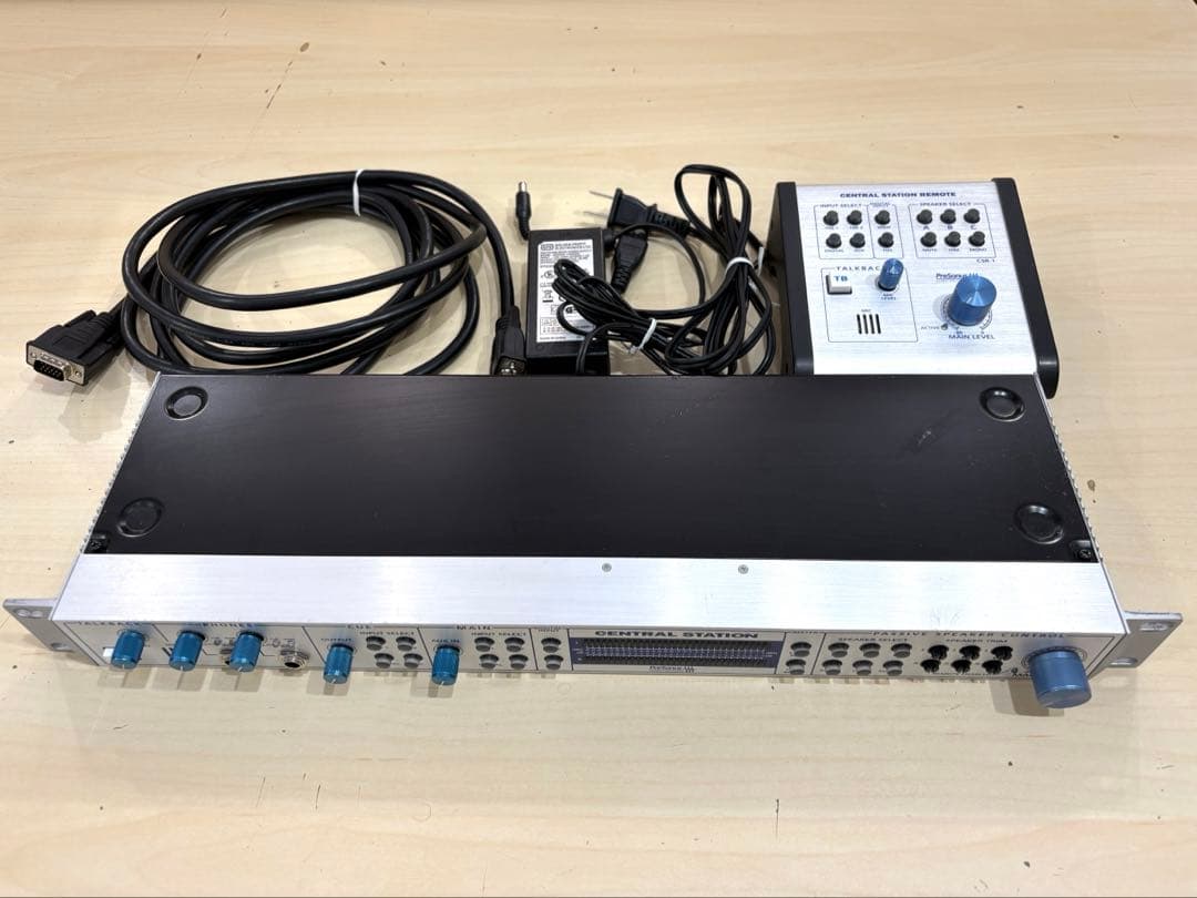 PreSonus モニターセレクター CENTRAL STATION スタジオ Central Station PLUS Monitoring Controller – PreSonus