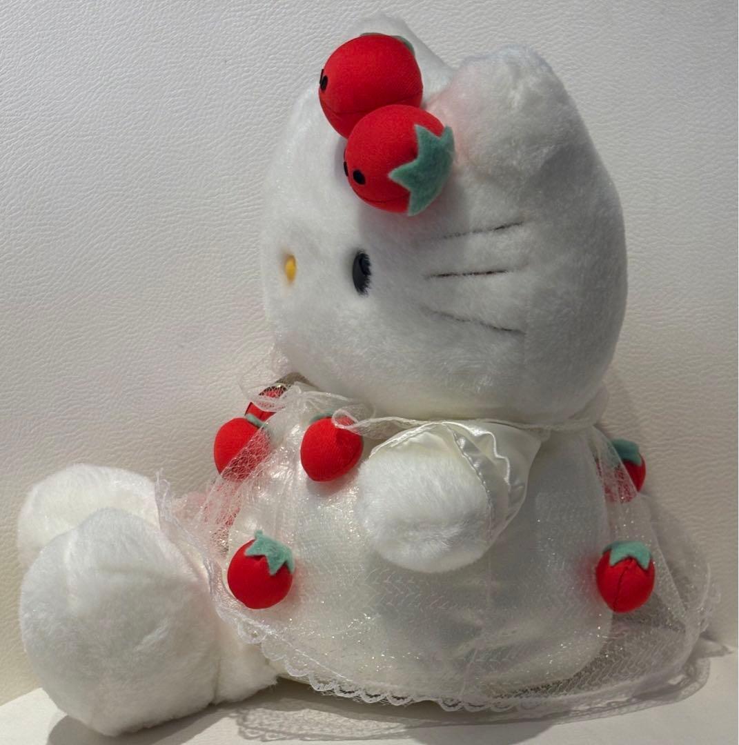 新品タグ付き 年代物 ハローキティ ぬいぐるみ いちご ドレス サンリオ