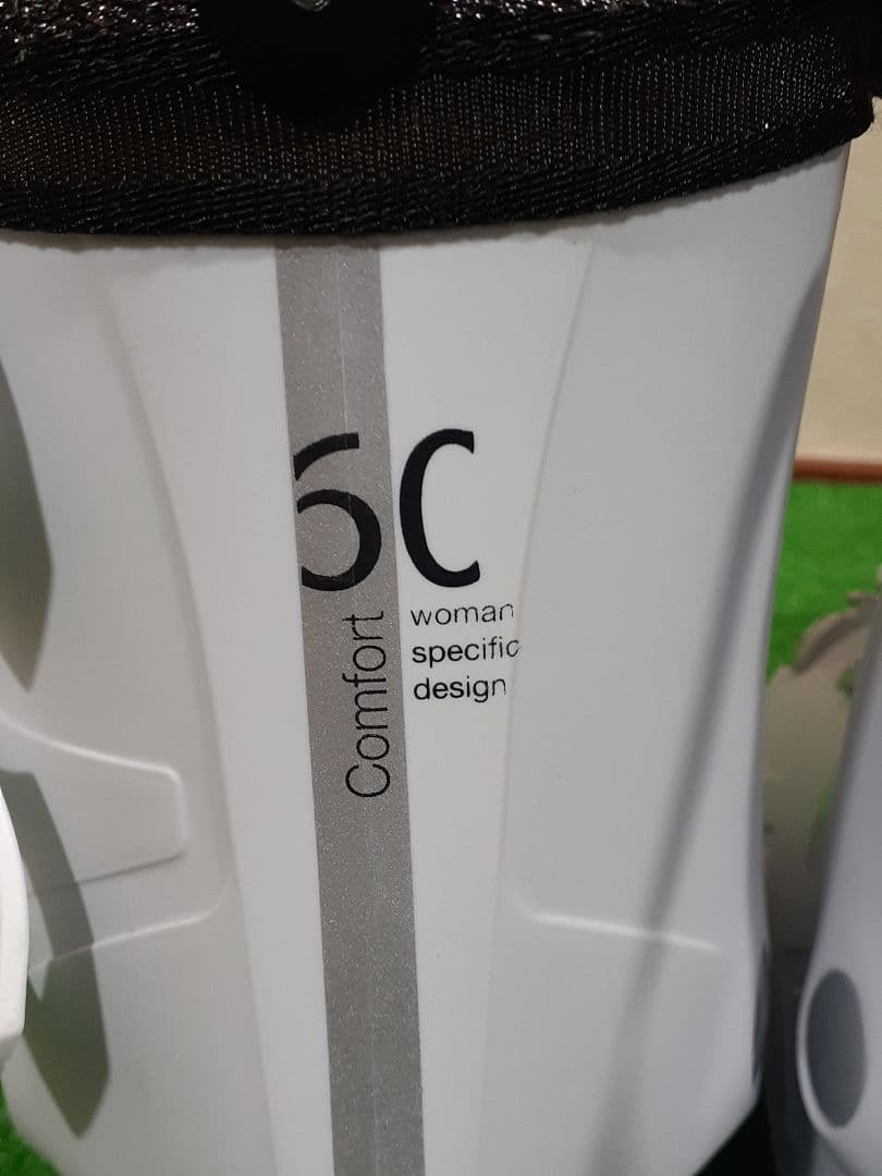 スキーブーツ美品ROSSIGNOL PURE Comfort60 23.0cm