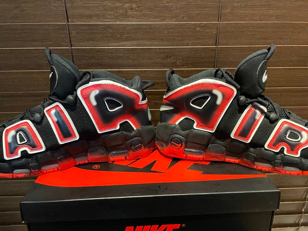 ✨NIKE AIR MORE UPTEMPO レーザークリムゾン 26.5cm✨