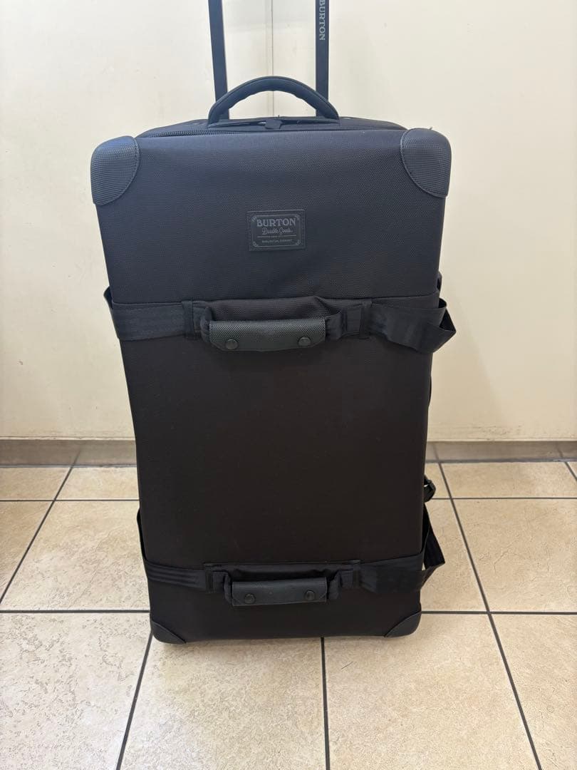 Burton wheelie sub 116L ブラック キャリーケース cestovni-taska-burton-wheelie-