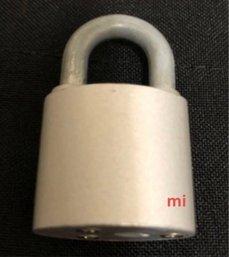 シドチェーン ラビット社 南京錠 ピストルズ セディショナ 666