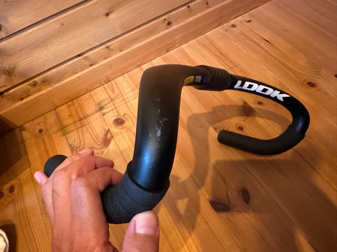 LOOK⭐︎T20カーボンエアロハンドル370mm - メルカリ