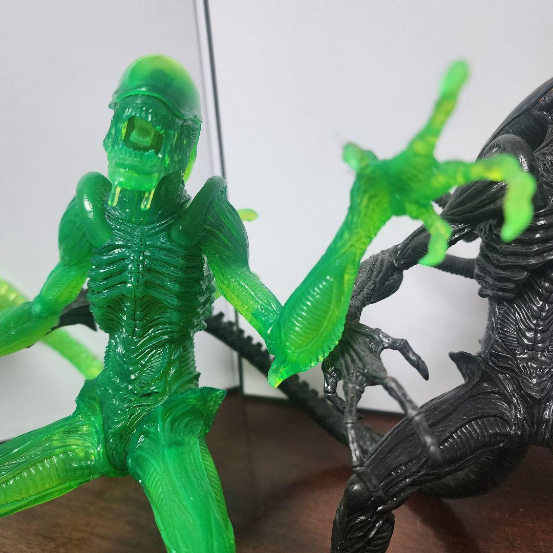【BIG！】エイリアン フィギュアセット 緑と黒