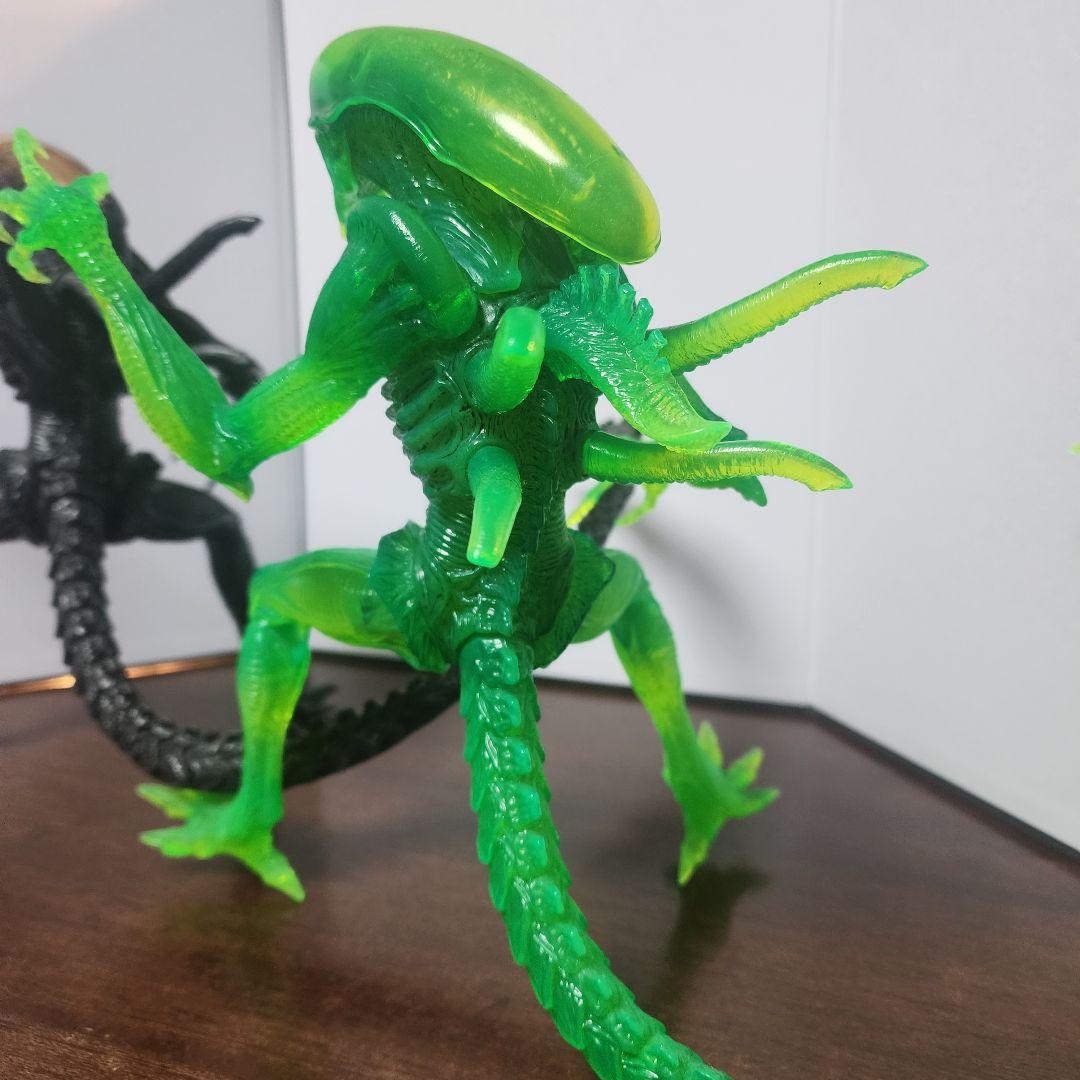 【BIG！】エイリアン フィギュアセット 緑と黒