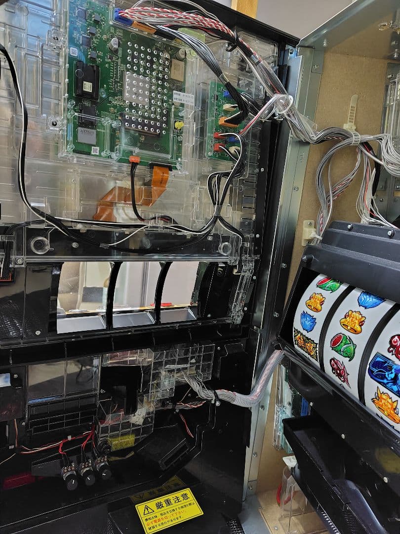 パチスロ実機戦姫絶唱シンフォギア勇気の歌⚠️配送も条件が合えば可能