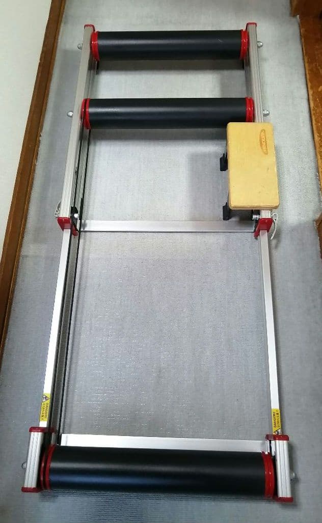 MINOURA ミノウラ 3本ローラー Live Roll R700 Amazon | MINOURA(ミノウラ) R700 LiveRoll 3本ローラー チタンカラー