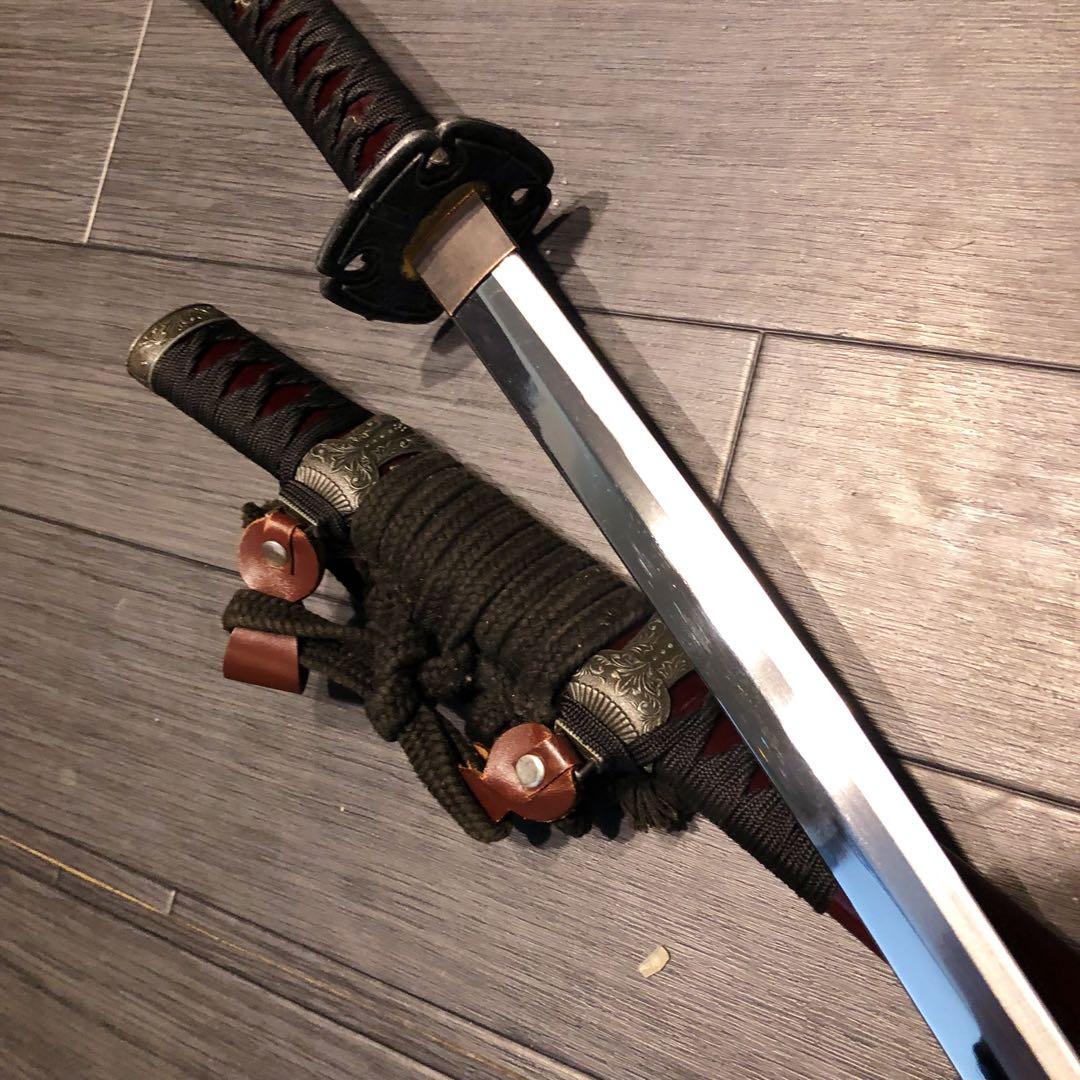 高級模造刀 日本軍拵え 居合刀 樋入刀身 合金刀身 朱拵え 重みあり