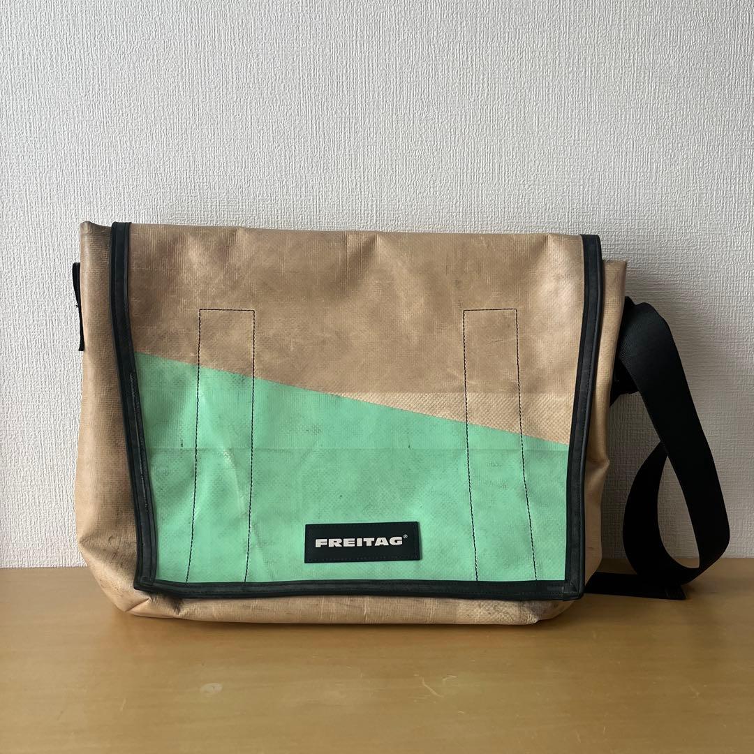 FREITAG DRAGNET F12 クリームホワイト　エメラルドグリーン FREITAG DRAGNET F12 クリームホワイト エメラルドグリーン - メルカリ