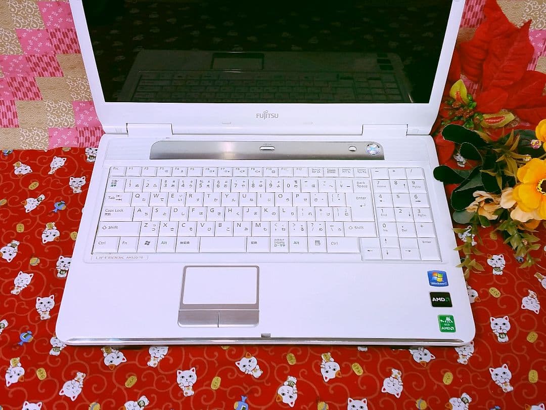 極上品/美品/大容量500GB！最新Win10搭載！ホワイト色/動画&画像編集