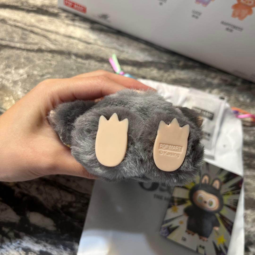 LABUBU Big into Energy ラブブ シークレット ID 正規品