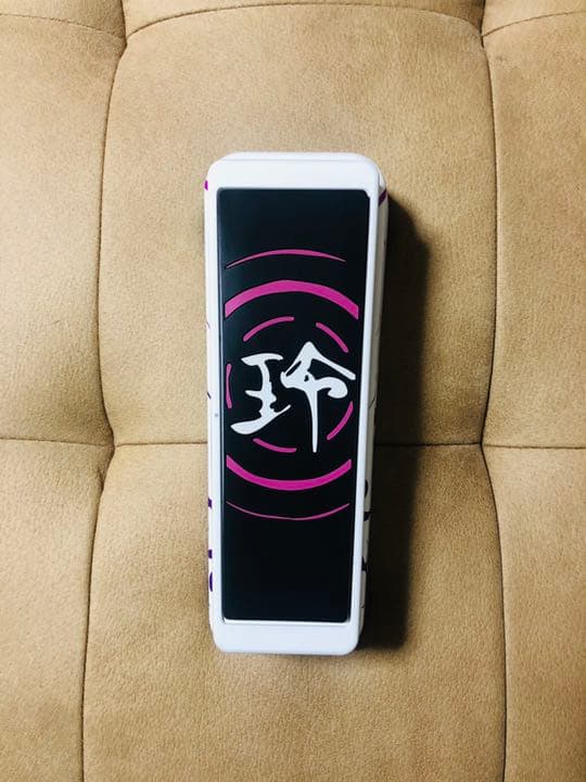 TM95 crybaby  ワウペダル　B’z 松本孝弘　TAK Tak Matsumoto Signature Cry Baby Wah TM95】簡単レビュー - YouTube