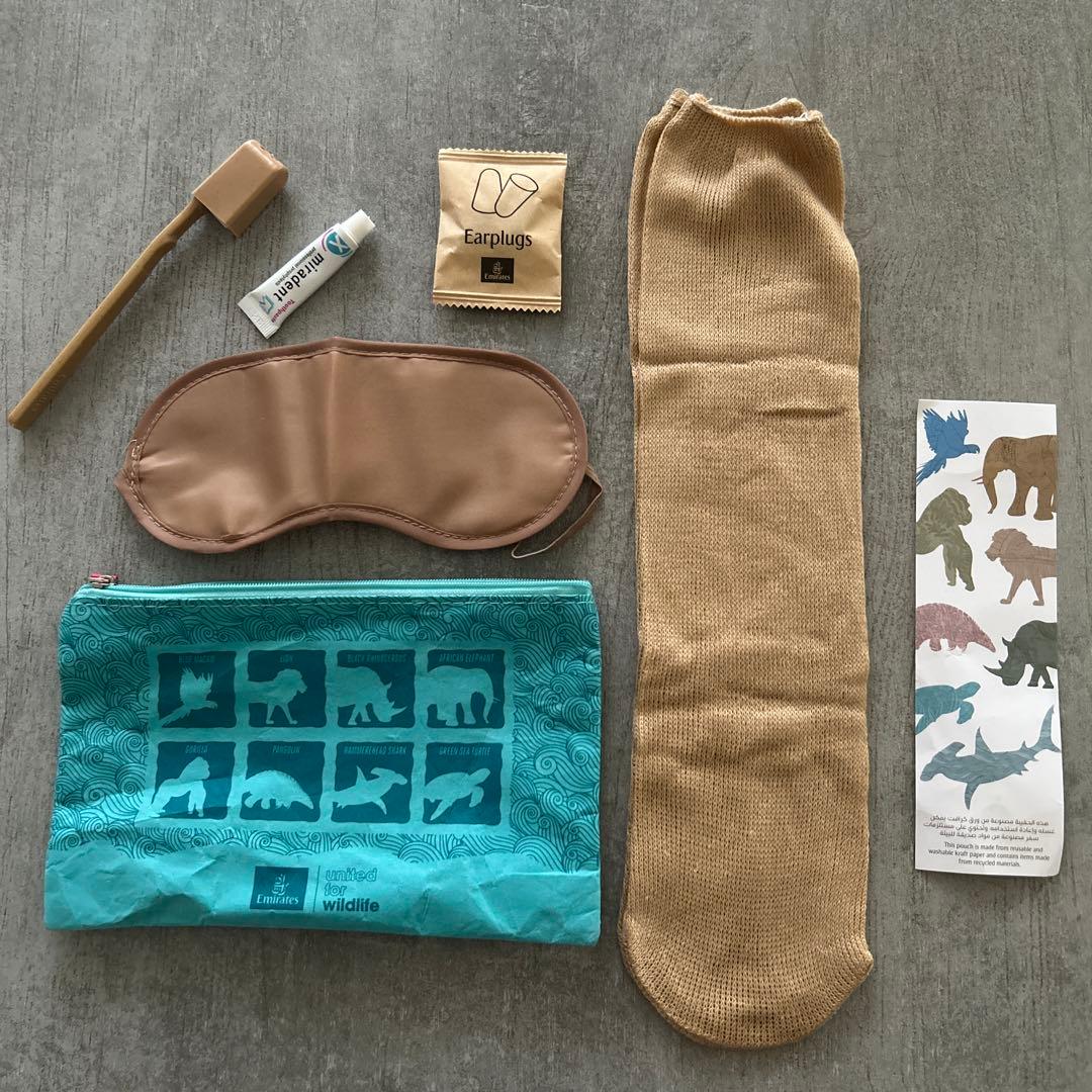Emirates エミレーツ航空 アメニティセット ドバイ ポーチ アメニティ