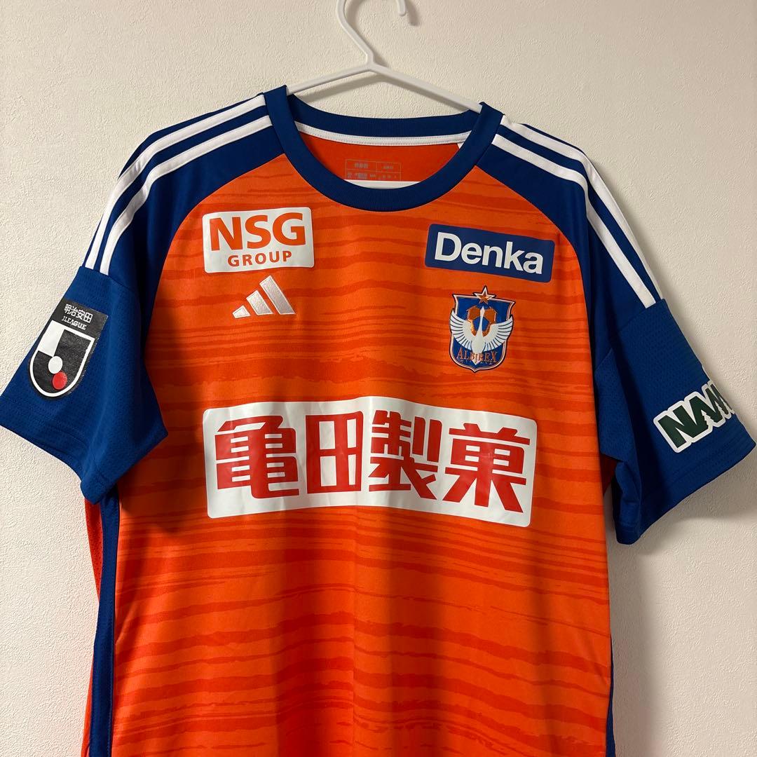 神ユニ】アルビレックス新潟 長倉幹樹 グッズ付き - メルカリ