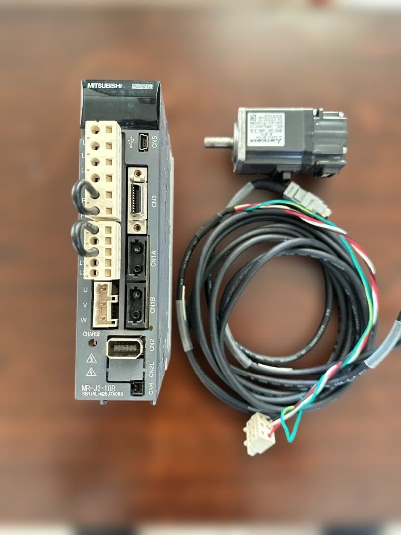 三菱 ACサーボアンプ MR-J3-10B セット Amazon | 三菱電機 MR-J3-10B サーボアンプ (SSCNETIII対応) (0.05kW