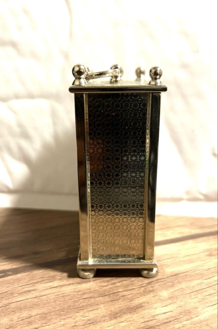 ブセナテラス テラスホテル シルバー置時計 - メルカリ