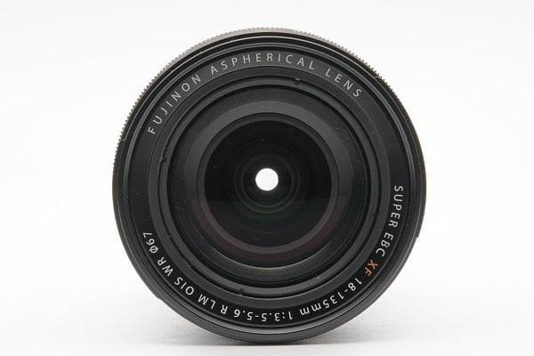 高性能レンズ　XF 18-135mm F3.5-5.6 R LM OIS WR