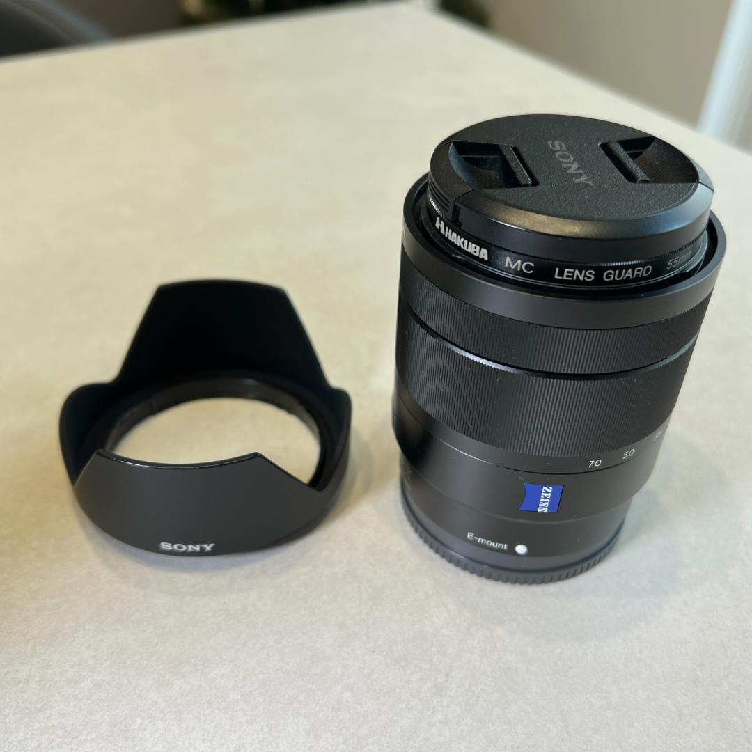 レンズ(ズーム) Vario-Tessar T* E 16-70mm F4 ZA SEL1670Z Amazon.com : Sony SEL1670Z Vario-Tessar T E 16-70mm F4 ZA OSS