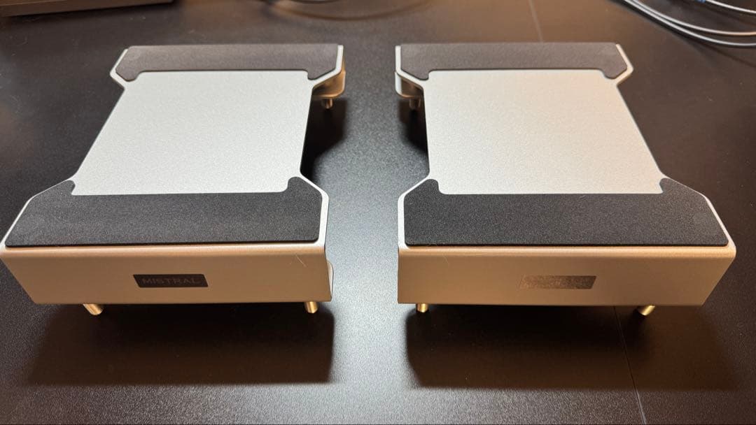 MISTRAL DSS1620 デスクトップスピーカースタンド MISTRAL DSS1620S(2個1組） デスクトップ用スピーカースタンド
