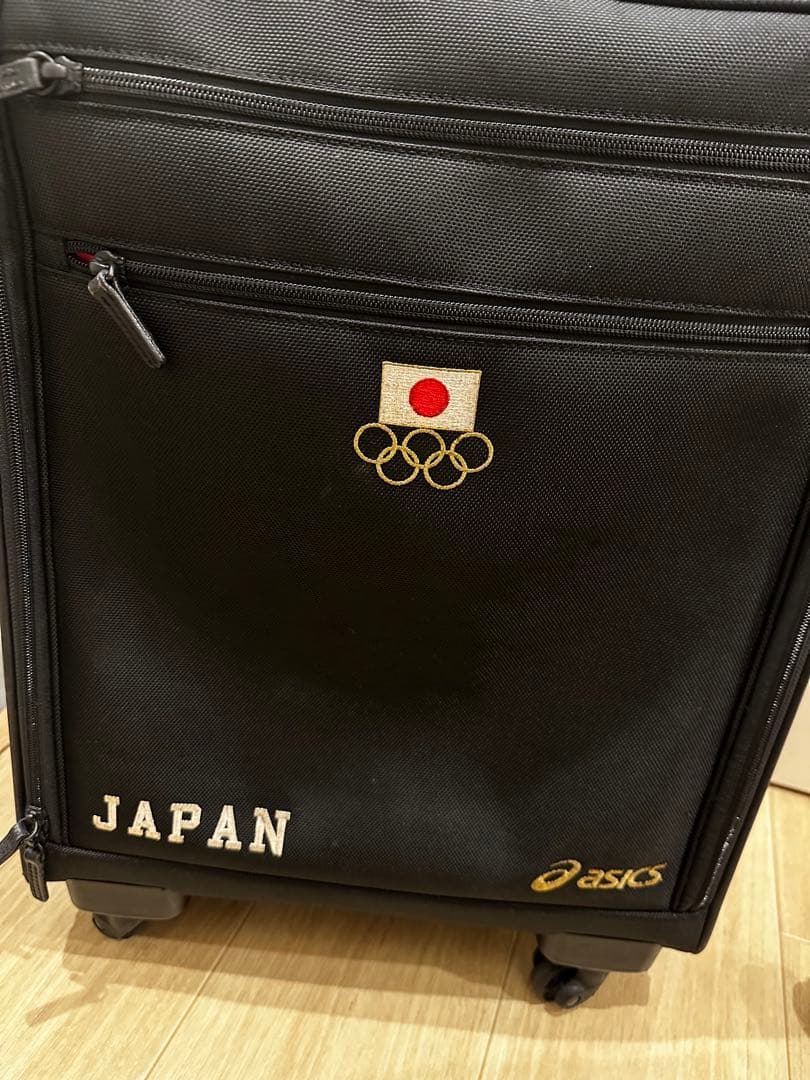 【希少価値】asics オリンピック選手　キャリーケース asics アシックス スーツケース キャリーケース 東京オリンピック 90L