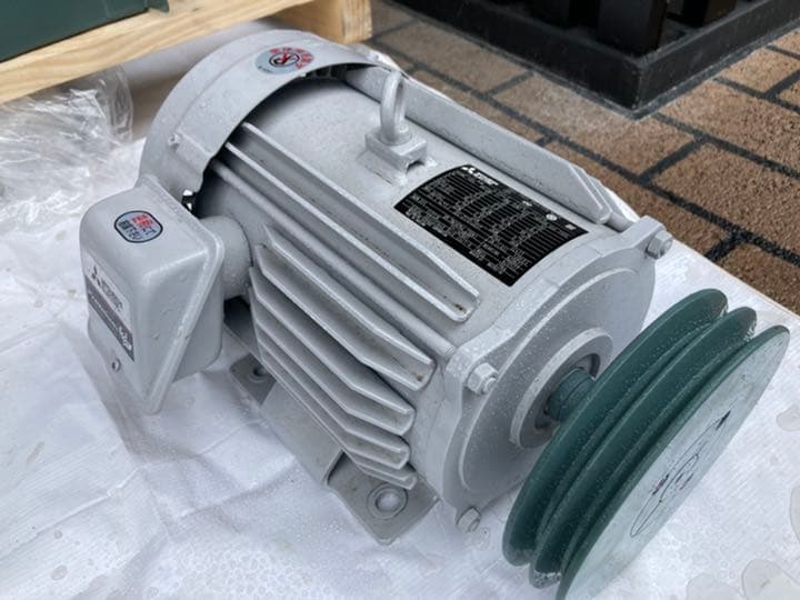 屋内設置用シロッコファンのモーターです。 2ST | 電動送風機 （シロッコファン） 防滴型モータータイプ | 淀川