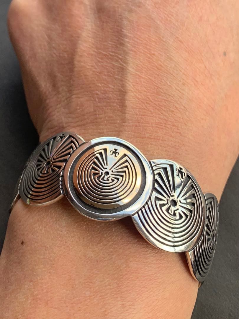 超希少 ジェイソンタカラ 7連メイズバングル - メルカリ