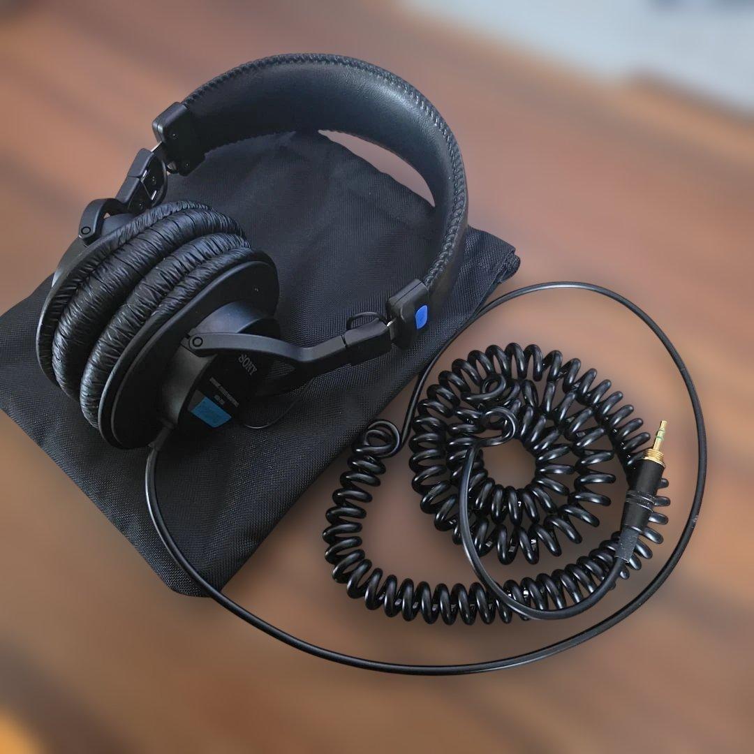 MDR-7506　ソニーモニターヘッドホン SONY MDR-7506 レビュー｜聞こえなかった音が聞こえる？世界標準