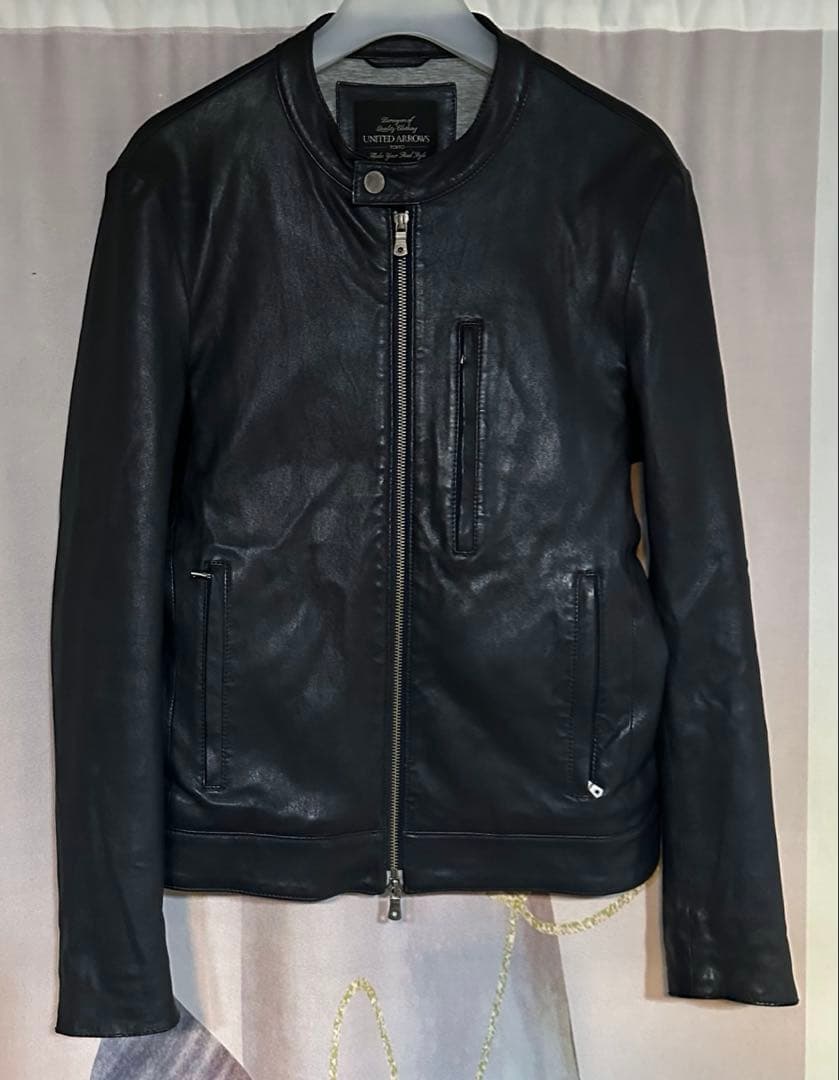 ユナイテッドアローズ トウキョウ ラムレザー シングルライダース ネイビー UNITED TOKYO（ユナイテッドトウキョウ）の「ラムレザーシングル