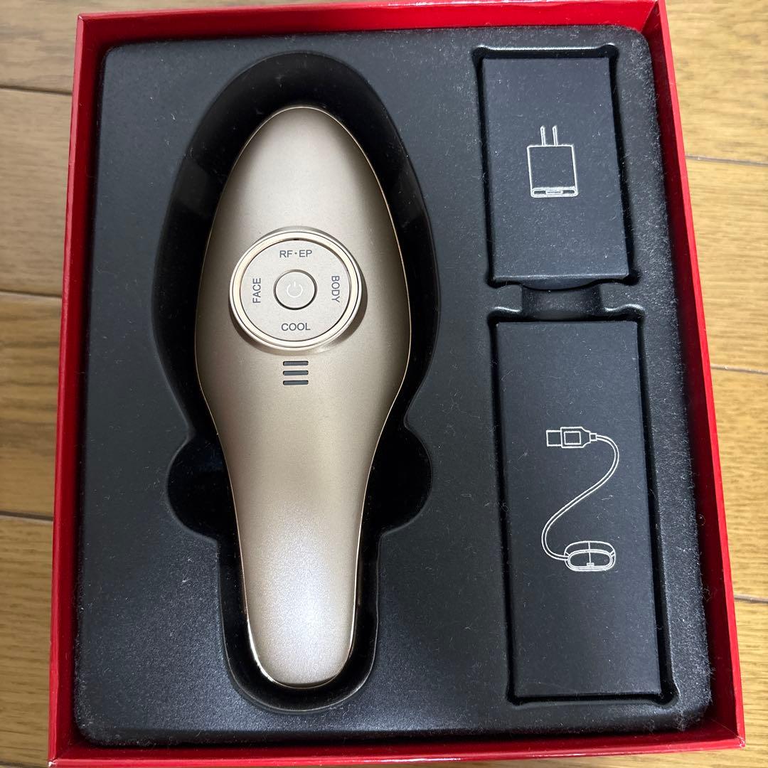 正規品 IKKOプロデュース MEラボンエクラ 美顔器 IKKOプロデュース MEラボンエクラ／美顔器 | TBSショッピング