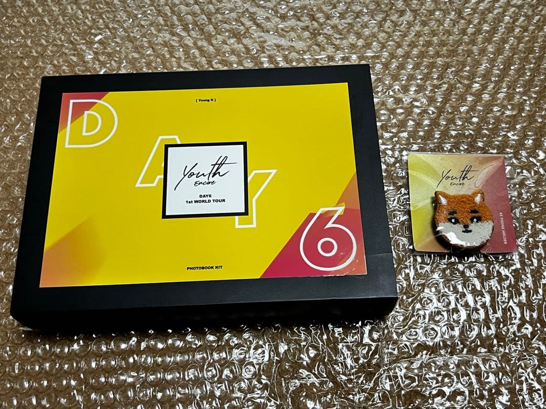 DAY6 ヨンケイ youngk ツアーグッズ フォトブックキット グリップ Young K｜DAY6 ヨンケイのフォトエッセイ第二弾『YOUNG ONE ITINERARY