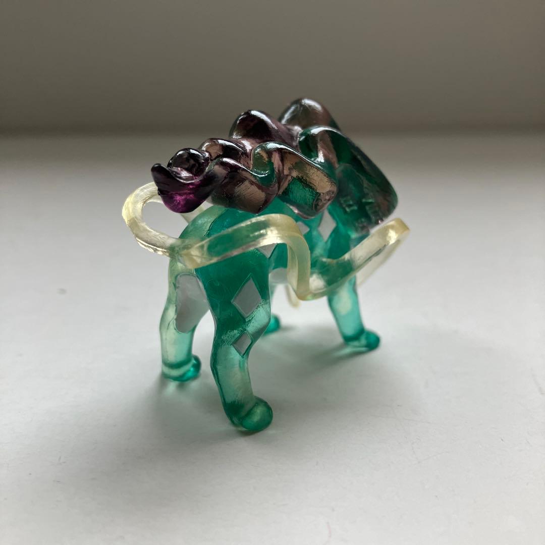 ポケモン　モンスターコレクション フィギュア　クリア　スイクン