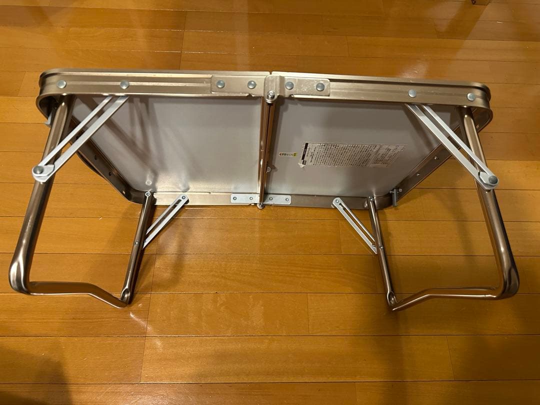 coleman beauty＆youth 別注 折りたたみテーブル - メルカリ