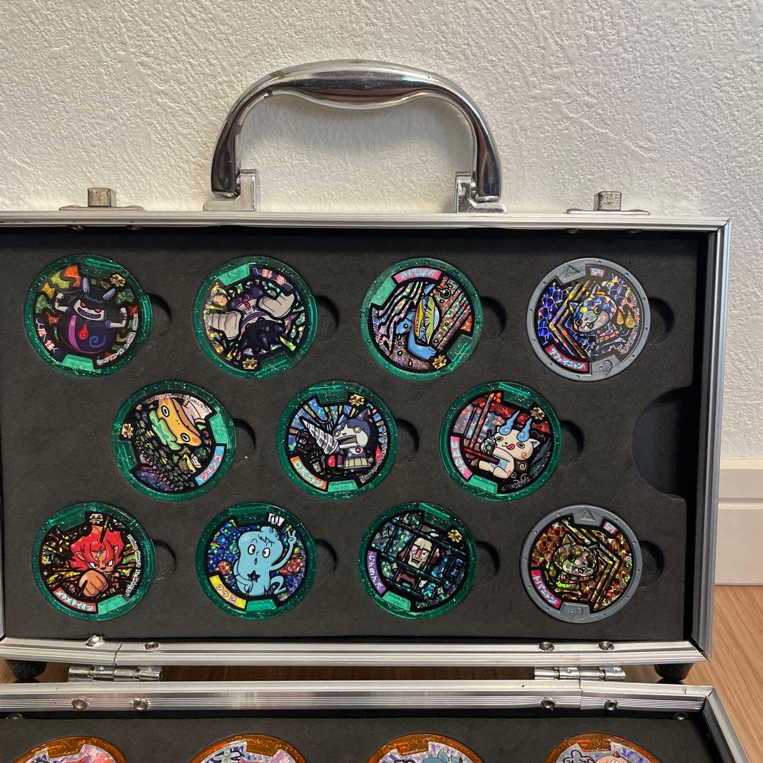 妖怪メダルケース シルバー 44枚収納