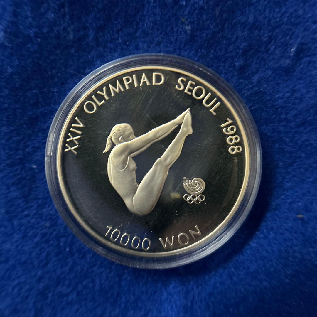 1988年ソウルオリンピック記念硬貨 10,000W ソウルオリンピック記念10000ウォン銀貨(馬術)|韓国|コレクターズ