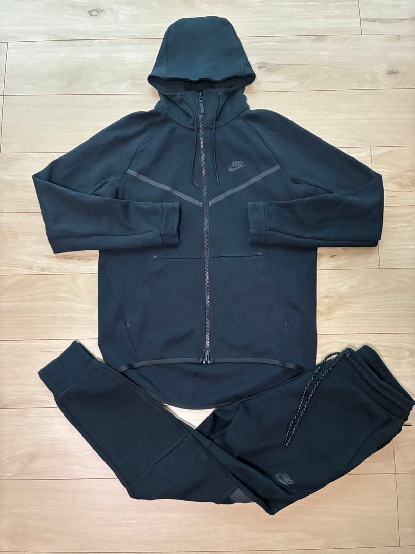 ナイキテックフリース セットアップ 上下 サイズL/M ブラック 国内正規
