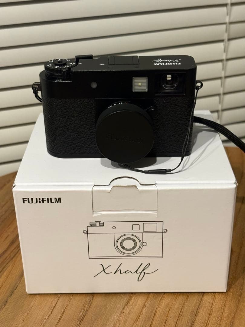 FUJIFILM X-half コンパクトデジタルカメラ 本体 FUJIFILM コンパクトデジタルカメラ X half（エックス ハーフ
