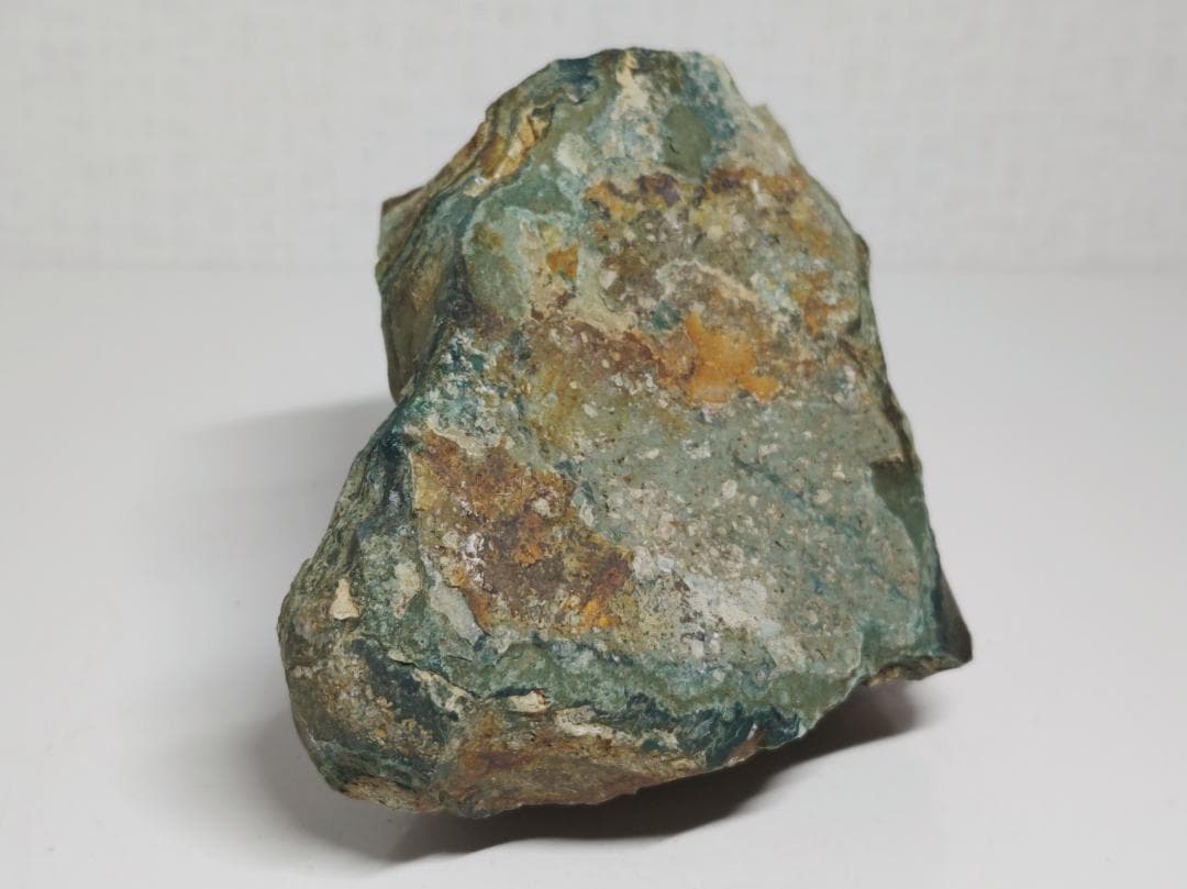 出雲石 869g 碧玉 瑪瑙 原石 鑑賞石 自然石 誕生石 鉱物 鉱石 水石