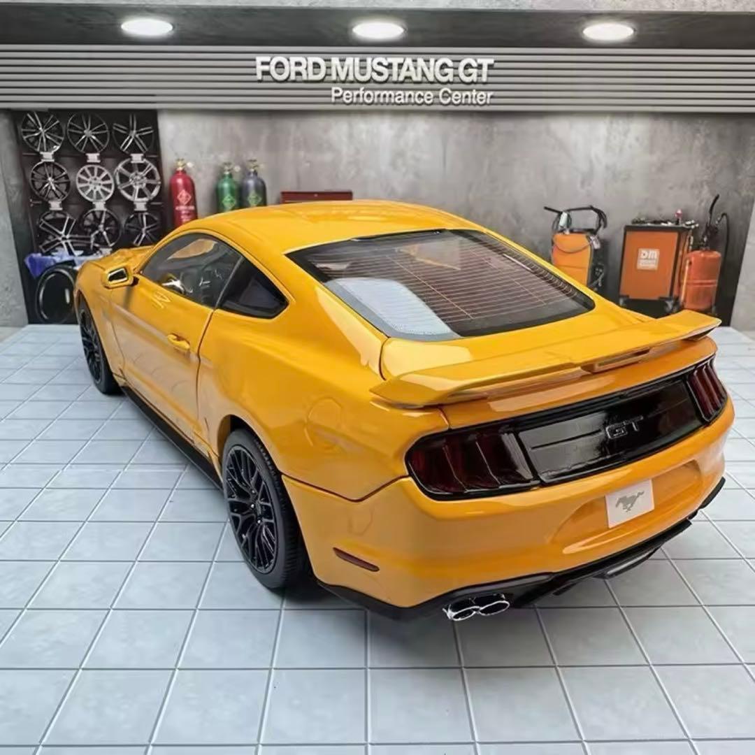 1:18 マスタング GT ワイドボディ改造キット シミュレーション合金車モデル