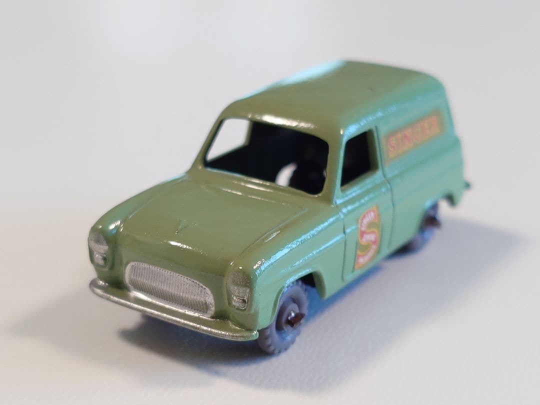 ミニカー MATCHBOX No.59 FORD \"Singer\" VAN