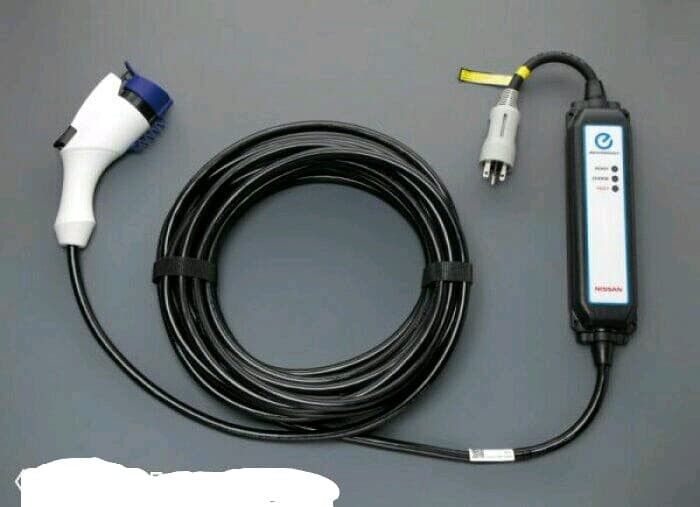 6kw充電器 ZE1 サクラ アリアなど 日産EV充電ケーブル200V 7.5m アリア