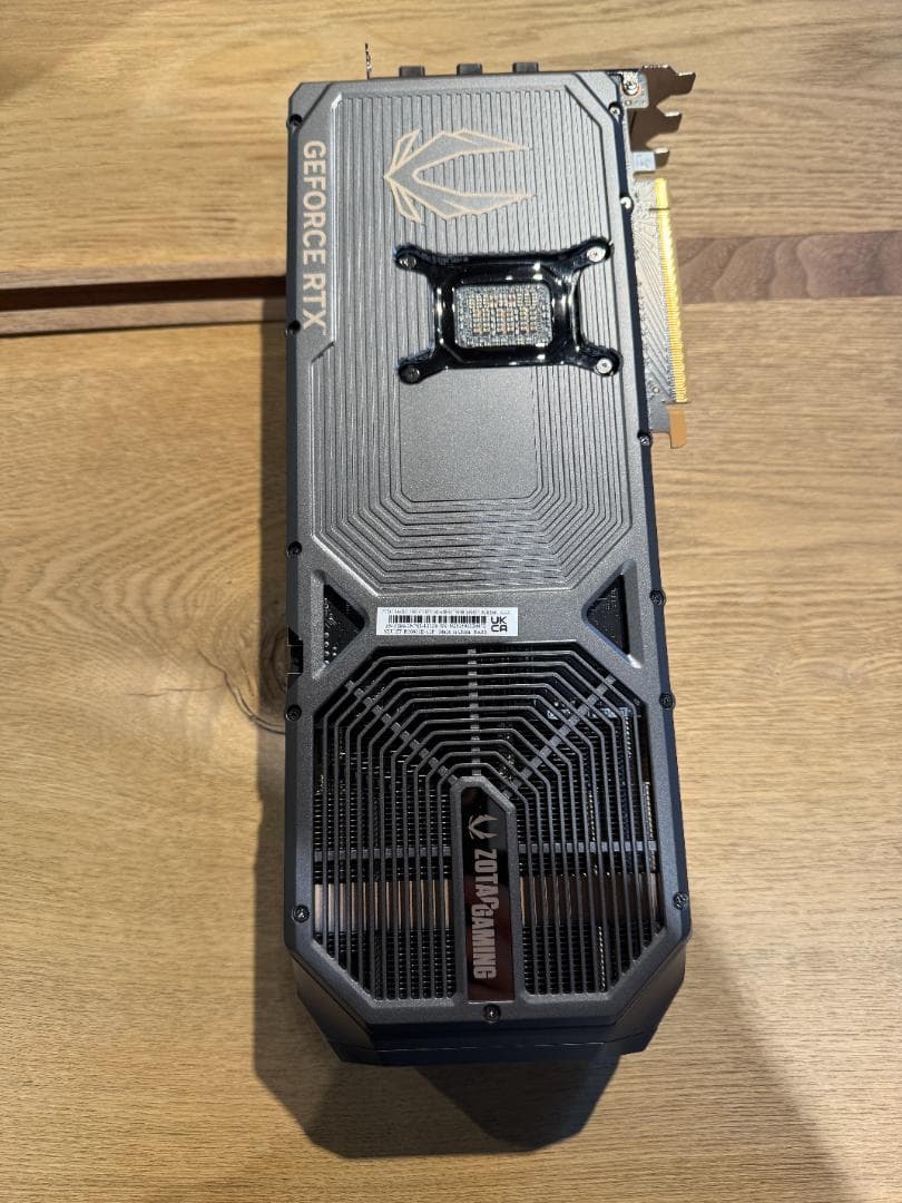 ZOTAC RTX 5080 AMP Extreme Infinity 国内正規 - メルカリ