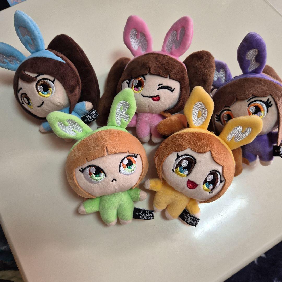 NewJeans　ぬいぐるみキーホルダー NewJeans - NewJeans x MURAKAMI PLUSH KEYRING