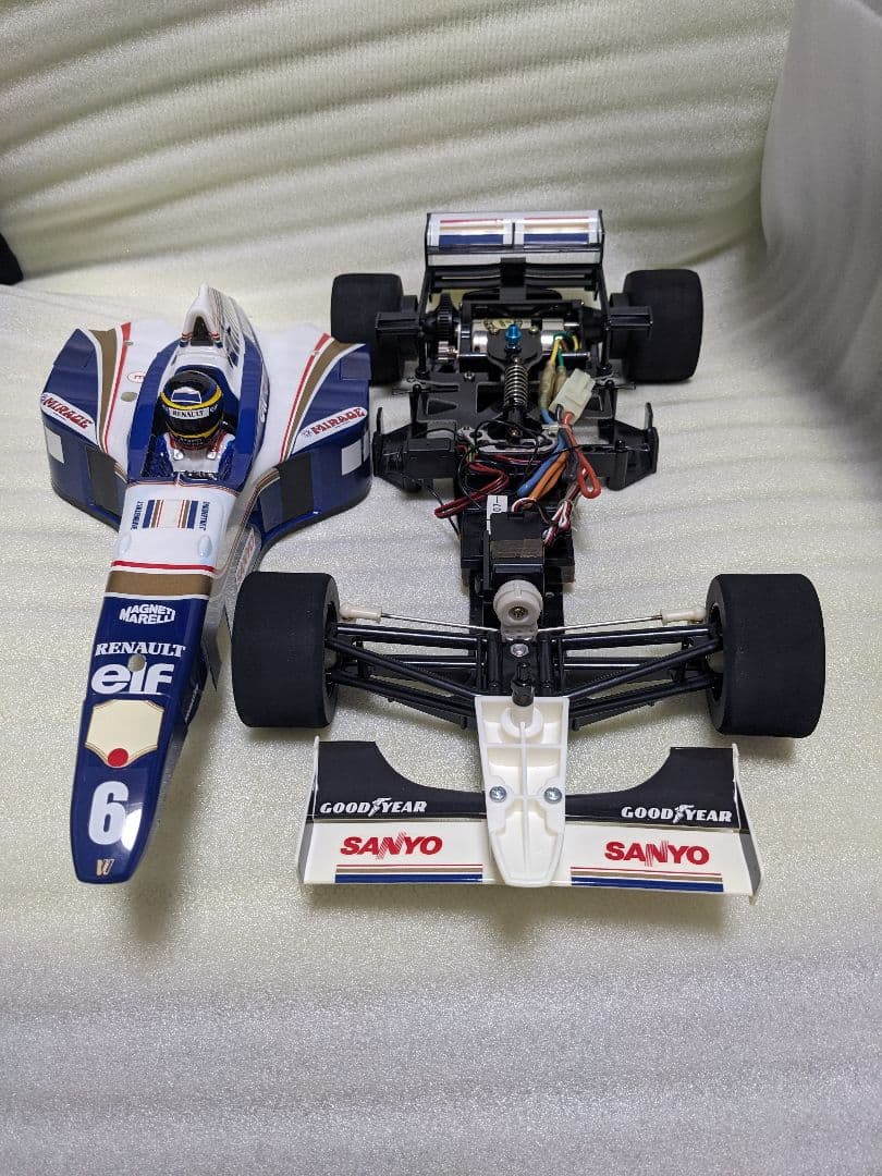 タミヤ Williams RENAULT FW18 ウィリアムズルノーFW18