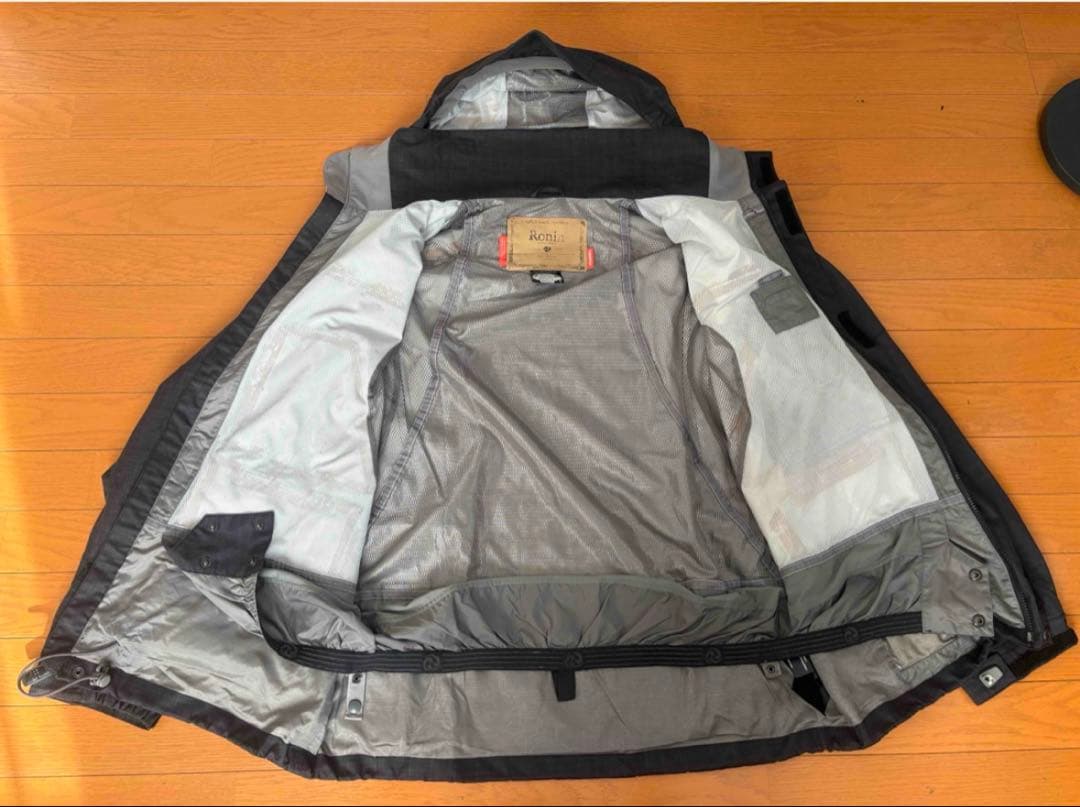 バートン RONIN スノーボード ウエア 上下セットアップ 検 AKの通販