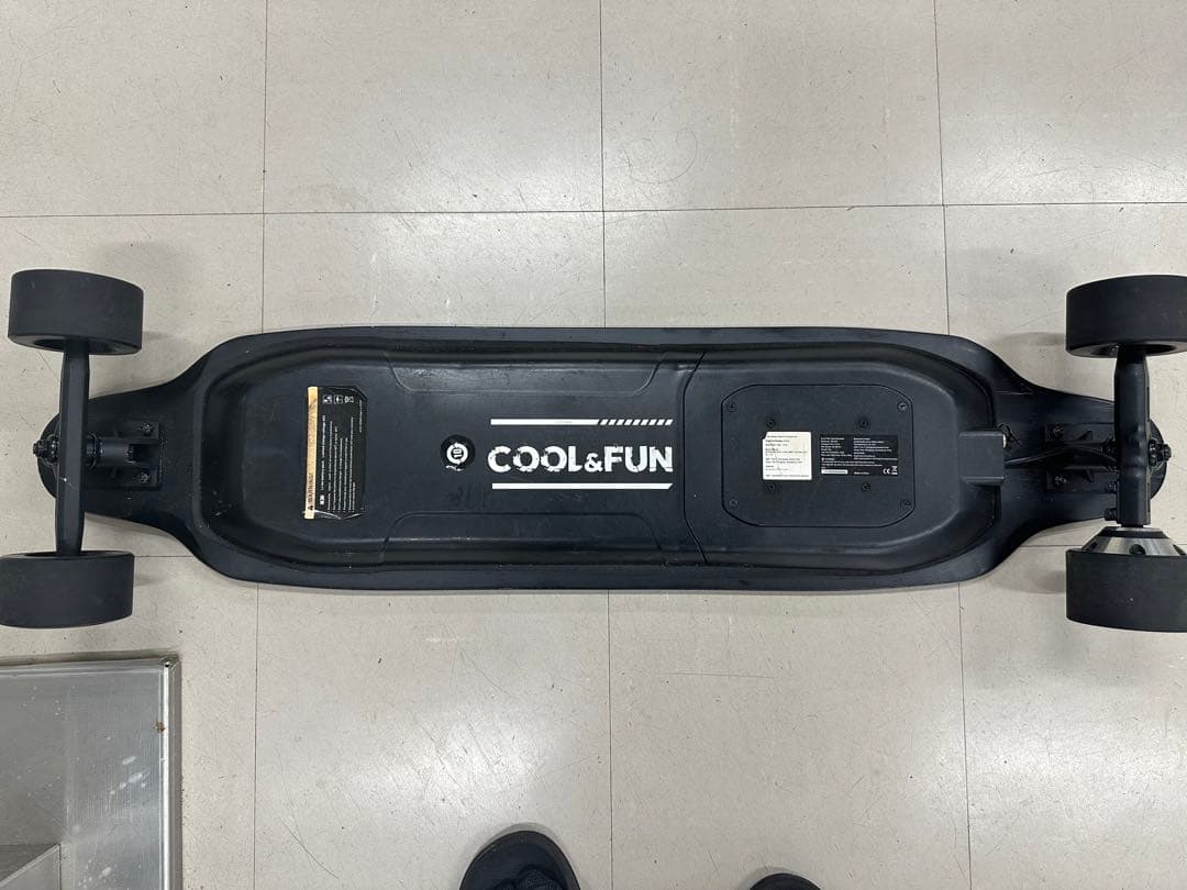 COOL&FUN 電動スケートボード - メルカリ