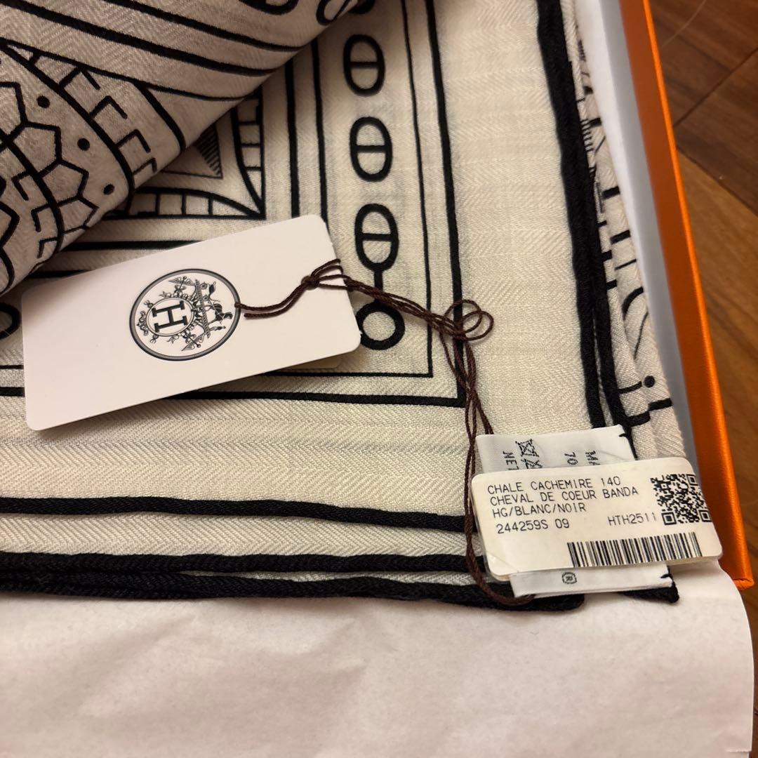 新品未使用　エルメスカシミヤシルク　野村大輔氏デザイン《シュバル・ドゥ・クール》
