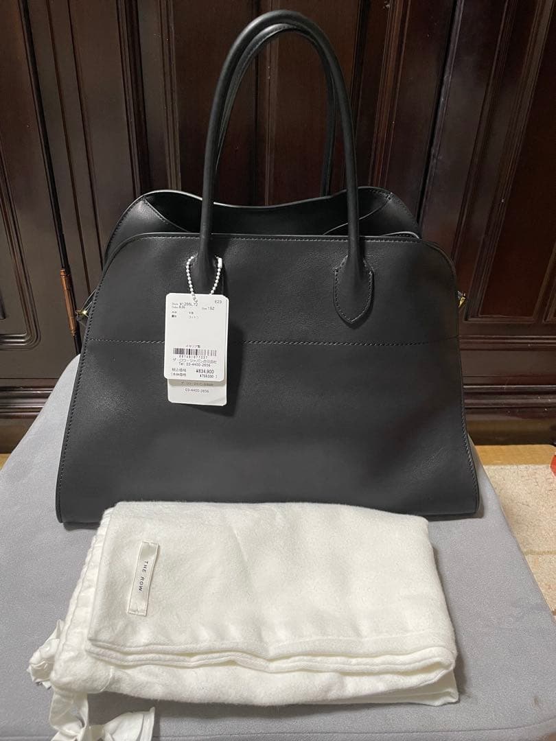 THE ROW Margaux 15 サドルレザー - メルカリ