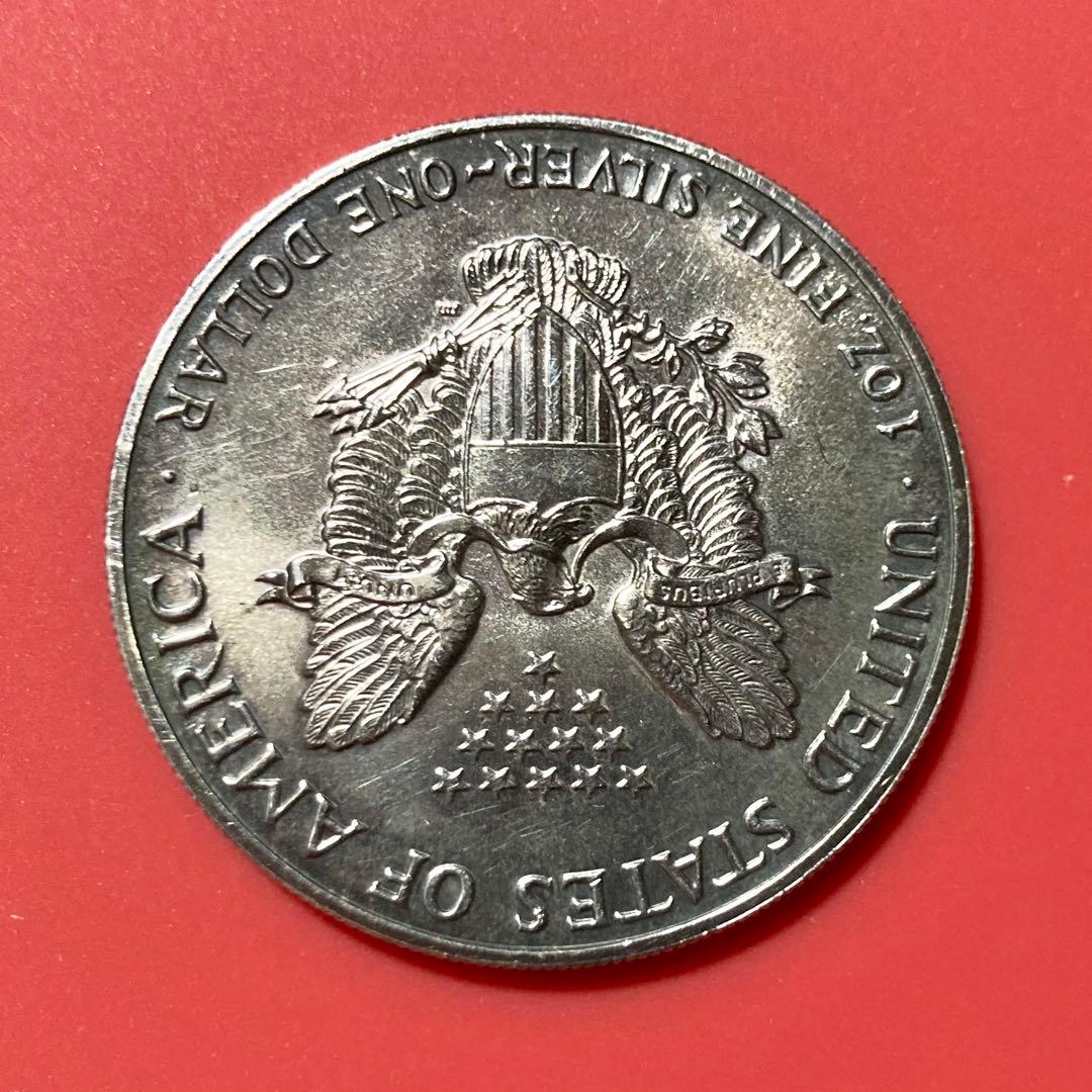 ゆ*き様 アメリカ　イーグル銀貨　1オンス　31.4g　1989　ケース付